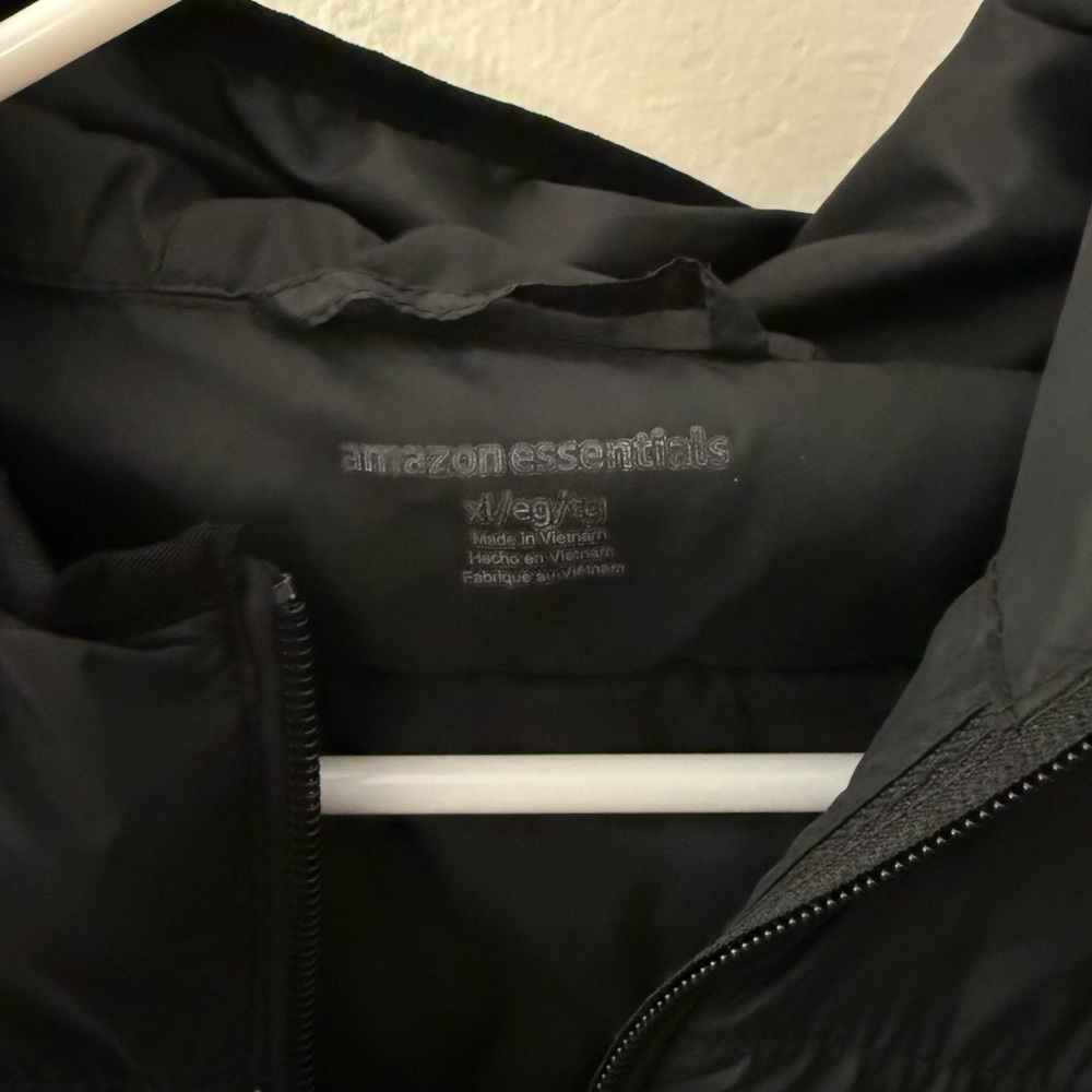 Amazon Essentials Black Quilted Jacket - image 2